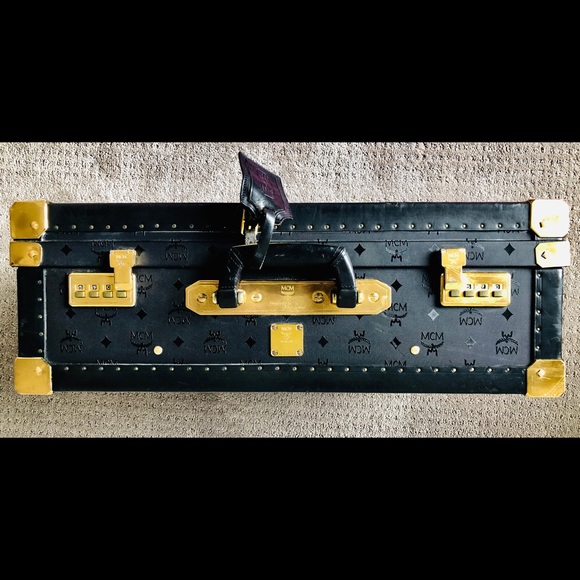 Vintage MCM Black travel trunk. - Picture 8 of 8